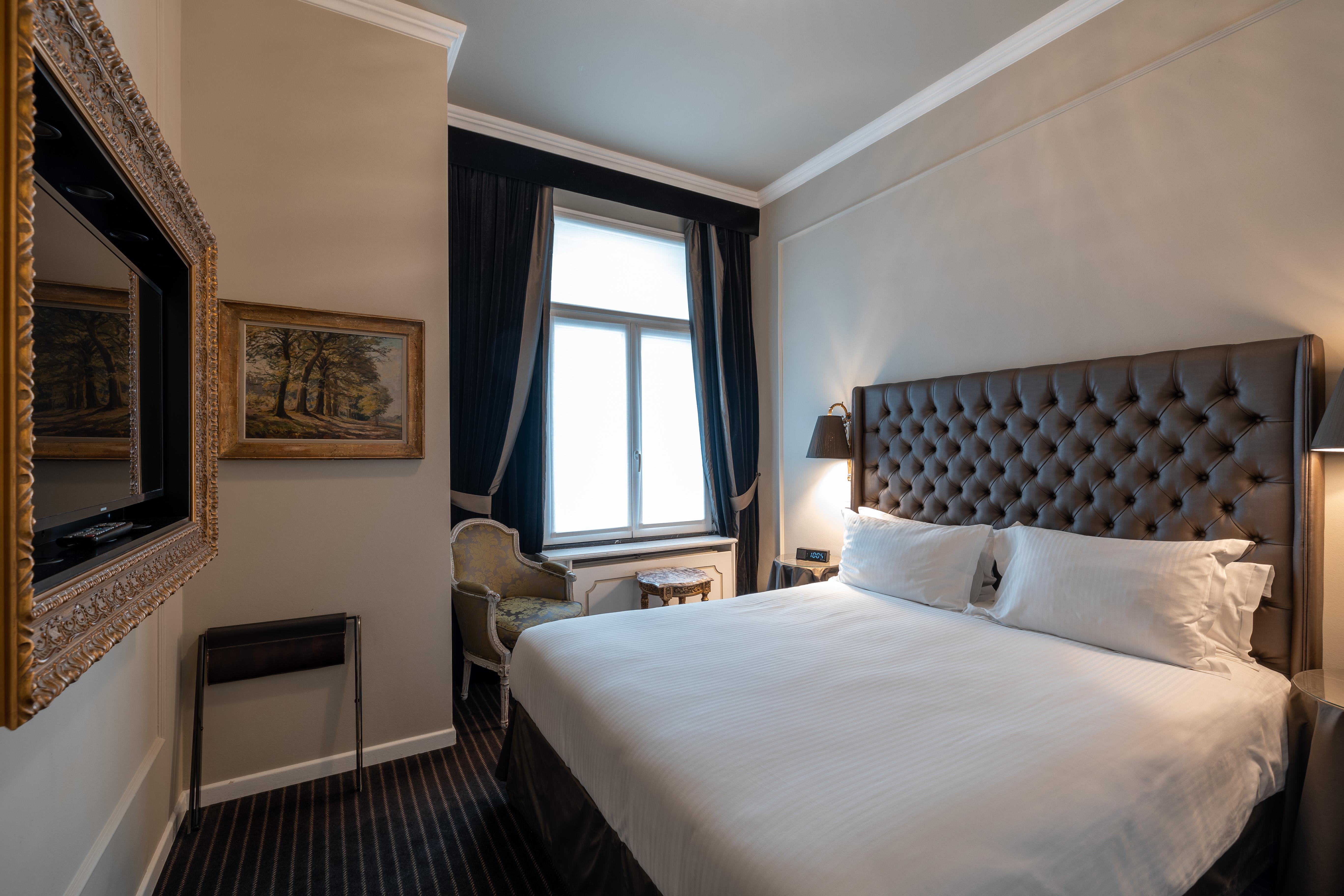 Hotel Manos Premier Saint-Gilles Екстериор снимка