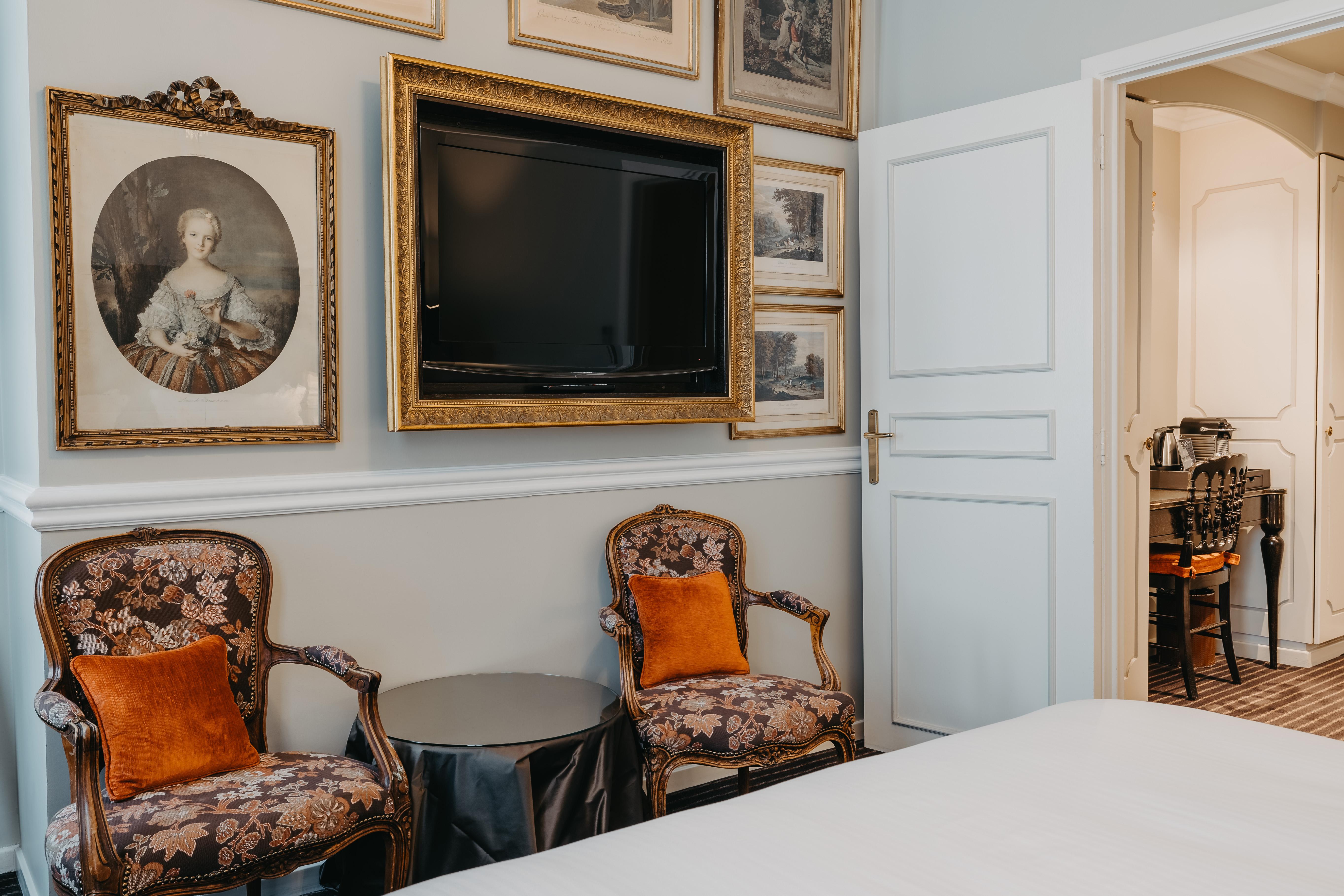 Hotel Manos Premier Saint-Gilles Екстериор снимка