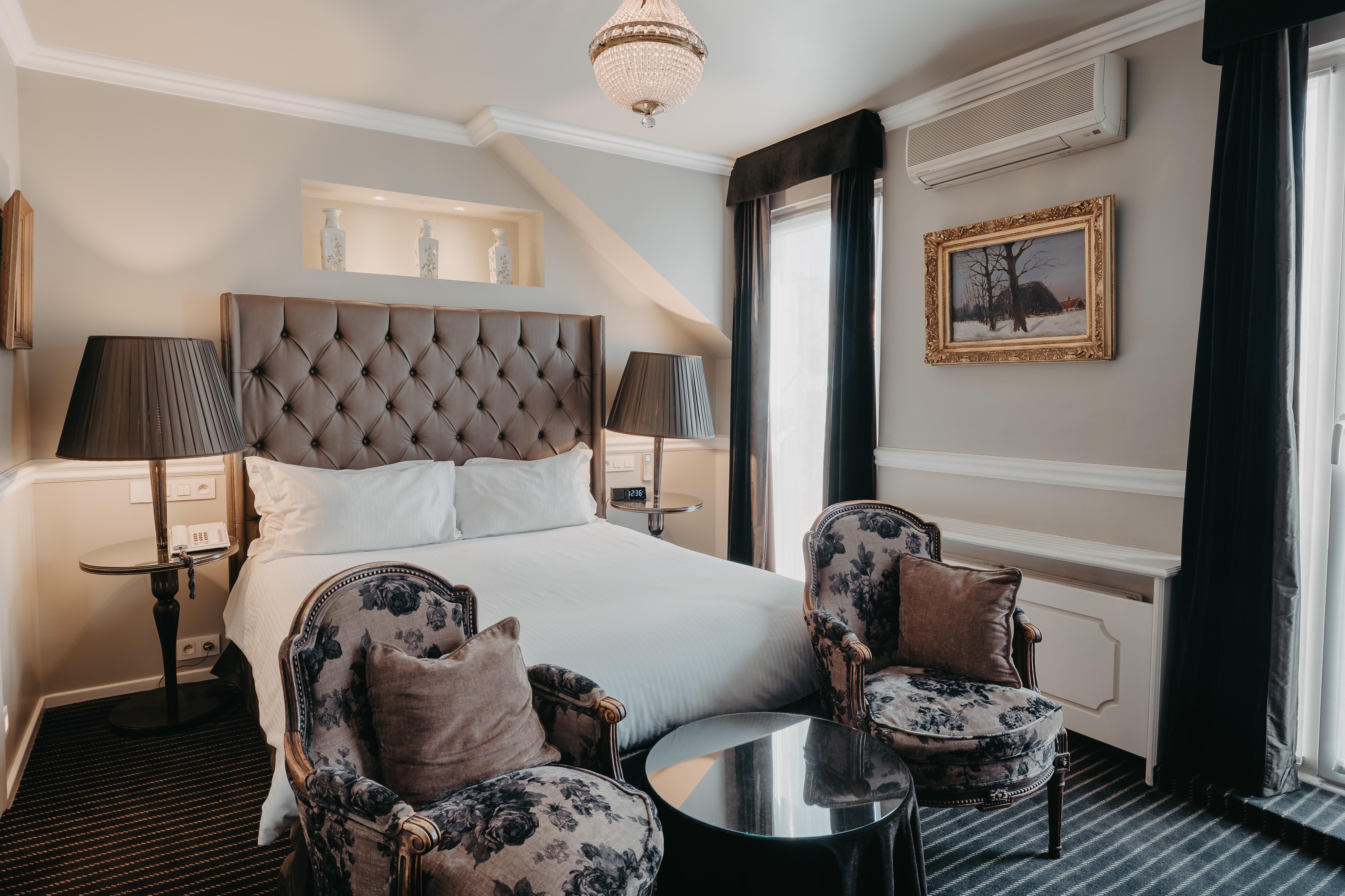 Hotel Manos Premier Saint-Gilles Екстериор снимка