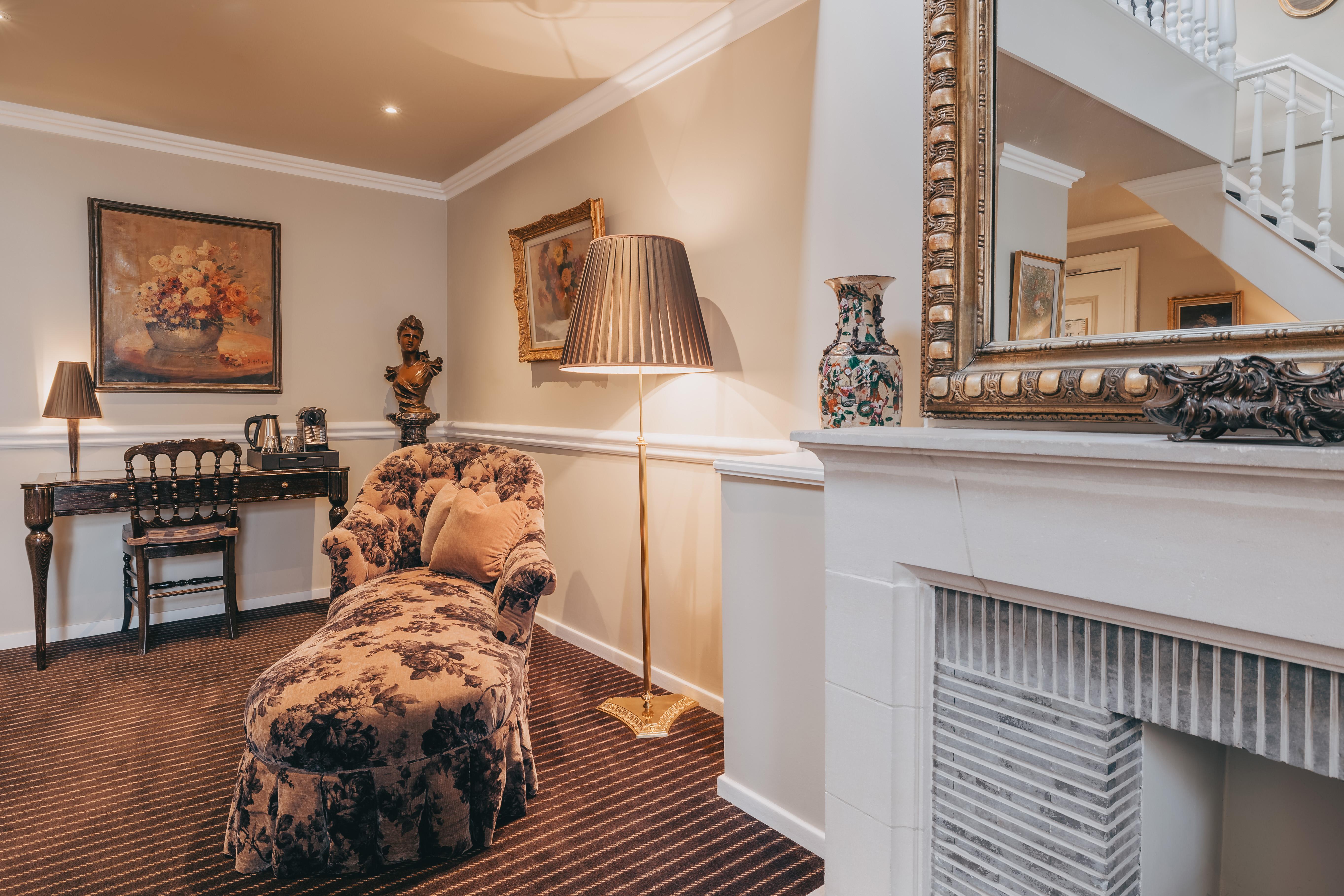 Hotel Manos Premier Saint-Gilles Екстериор снимка