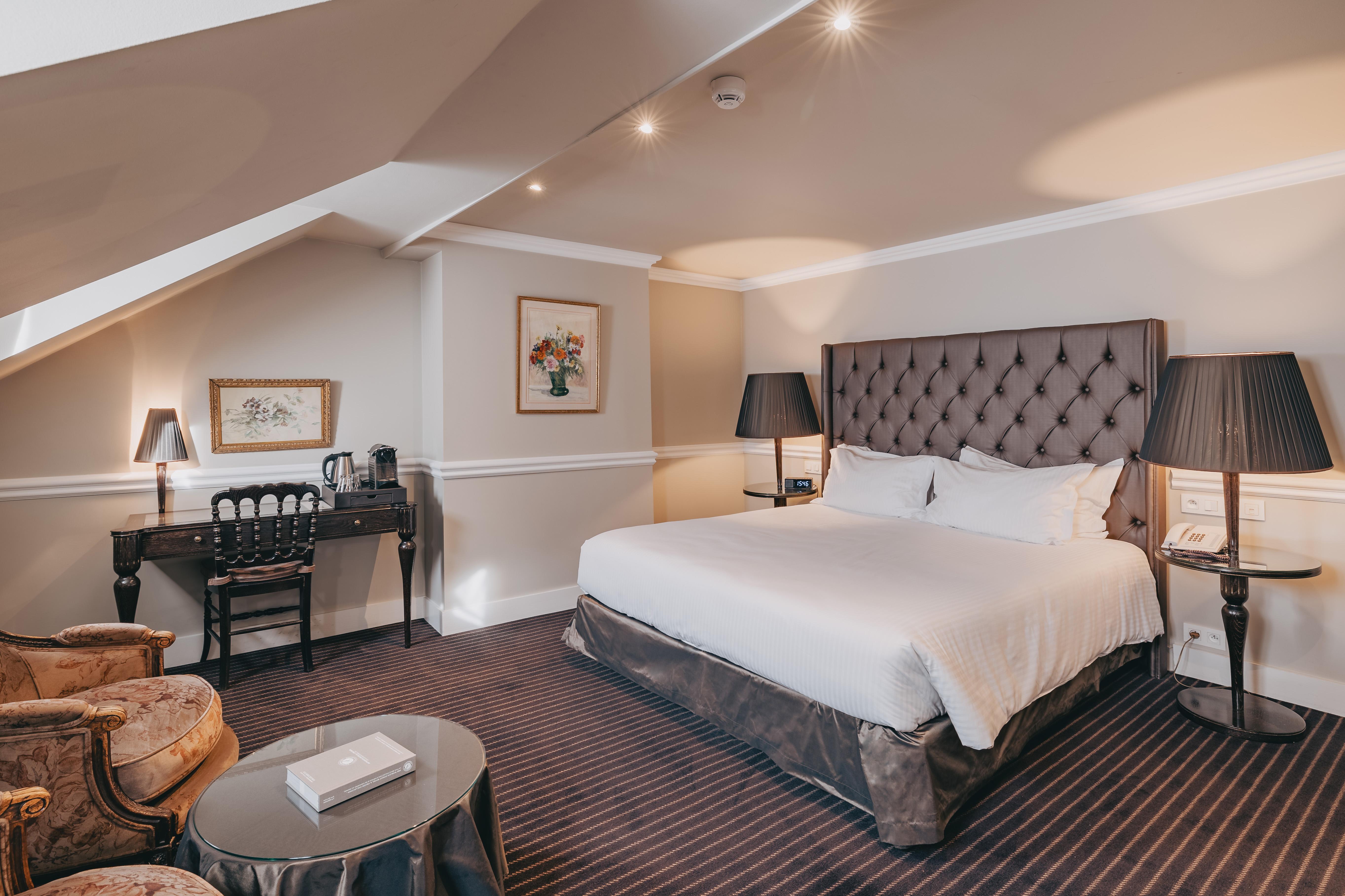 Hotel Manos Premier Saint-Gilles Екстериор снимка
