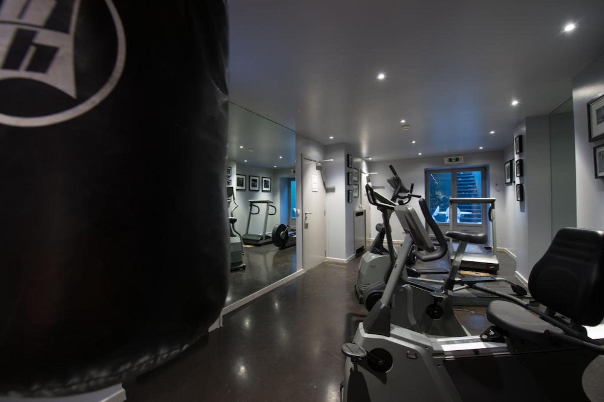 Hotel Manos Premier Saint-Gilles Екстериор снимка