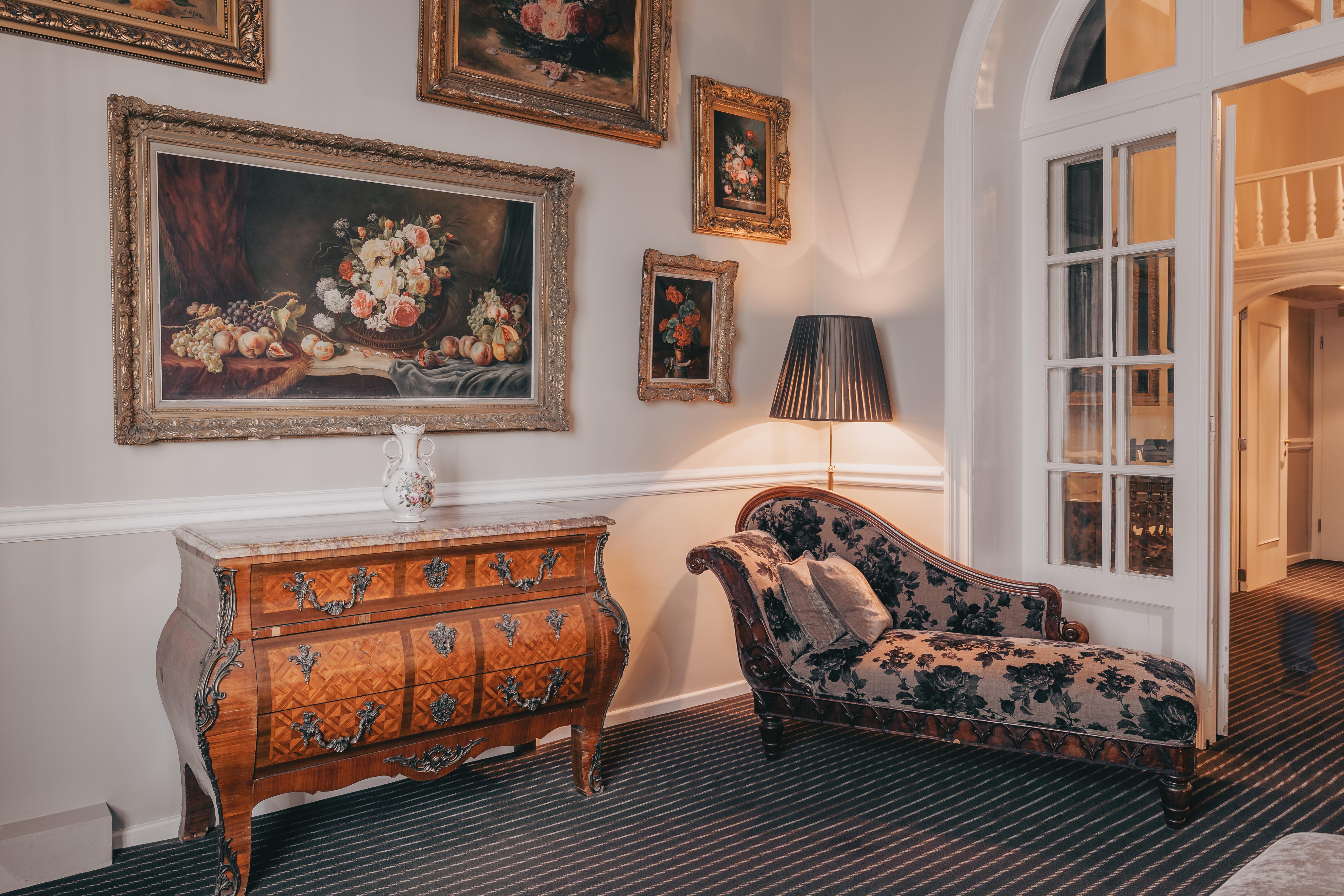 Hotel Manos Premier Saint-Gilles Екстериор снимка