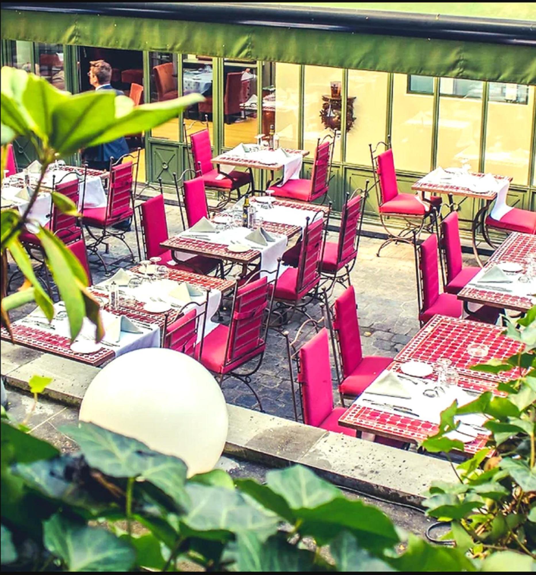Hotel Manos Premier Saint-Gilles Екстериор снимка